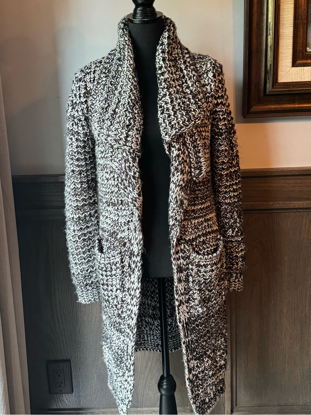VENUS Marled Black & White Open-Front Cardigan